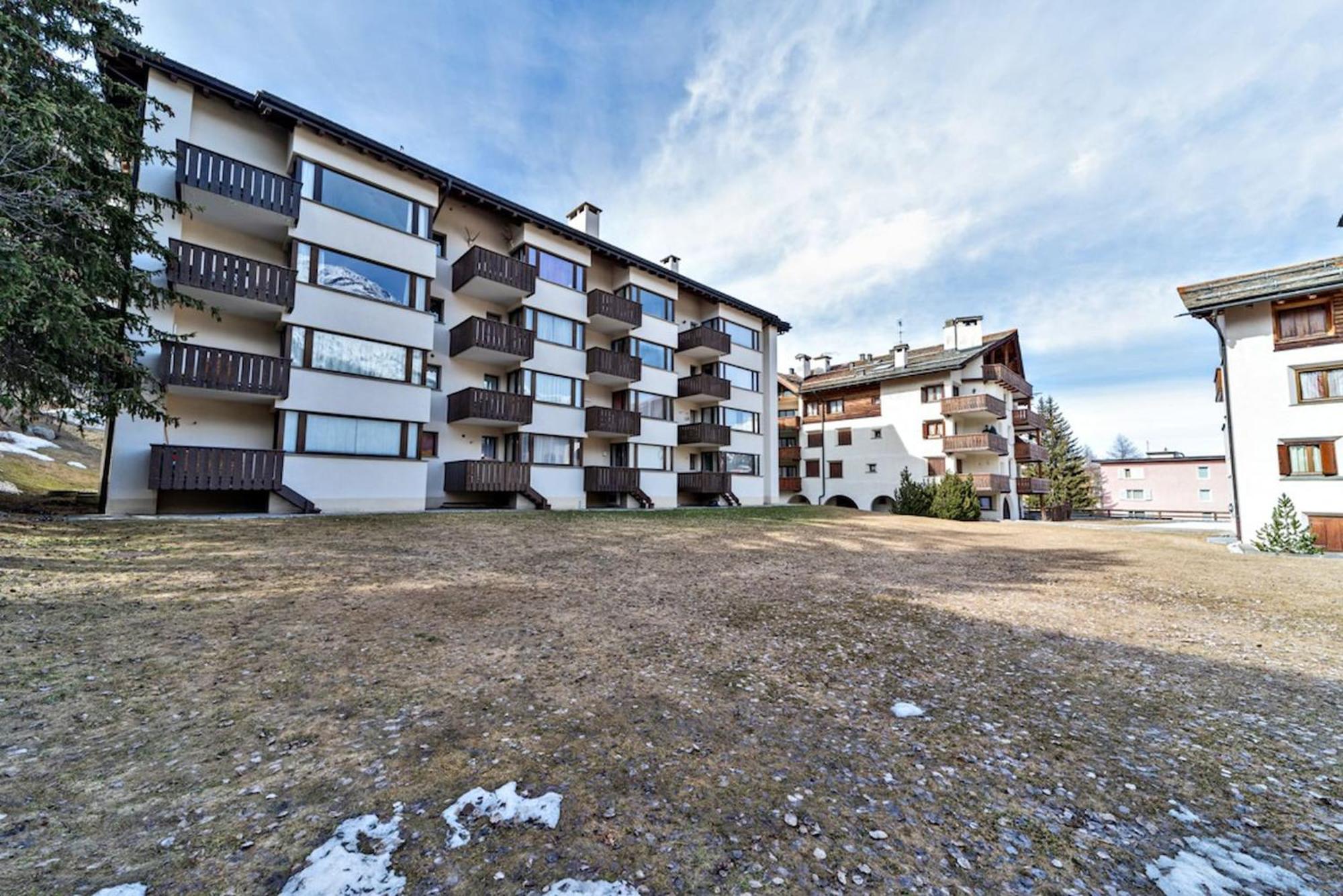 Chesa Arlas - St. Moritz Apartment Exterior photo