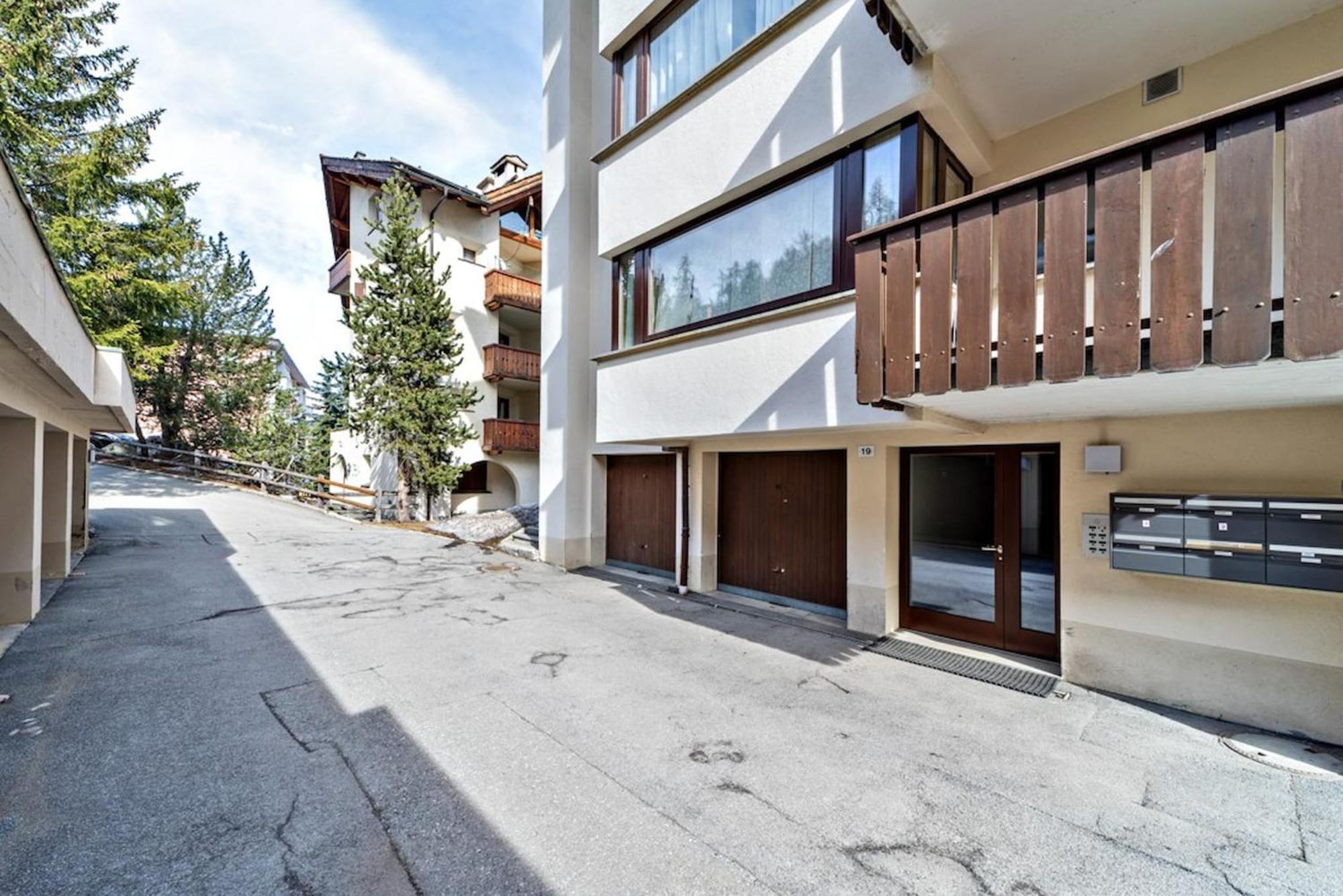 Chesa Arlas - St. Moritz Apartment Exterior photo